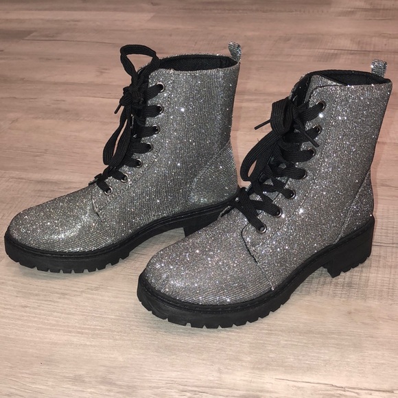 iHeartRaves Shoes - iHeartRaves Break The Ice Combat Boots